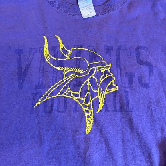 Y2K Vikings Long sleeve - Picture 2 of 6